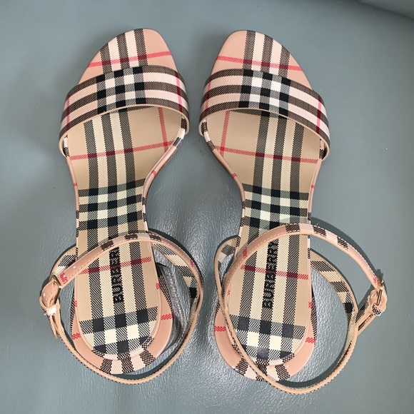 Burberry Cornwall Check Ankle Strap Sandal - Picture 4 of 8